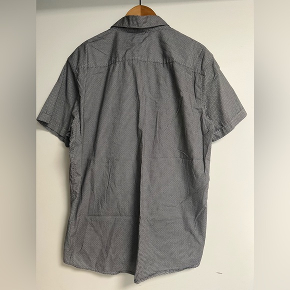 (🎄BOGO) Apt. 9 Men's Gray Short Sleeve Shirt - Picture 2 of 5